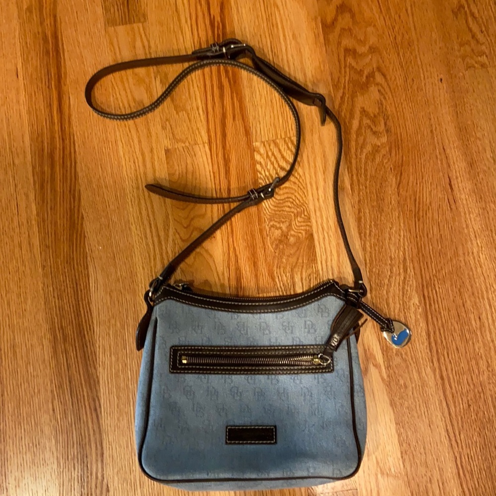 Dooney & Bourke handbag